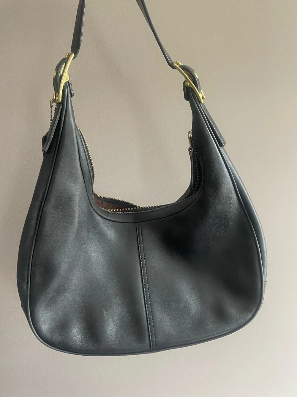 Vintage Coach | Black Leather West Zoe Hobo Bag 9591 Y2K 2000s Gold Hardware